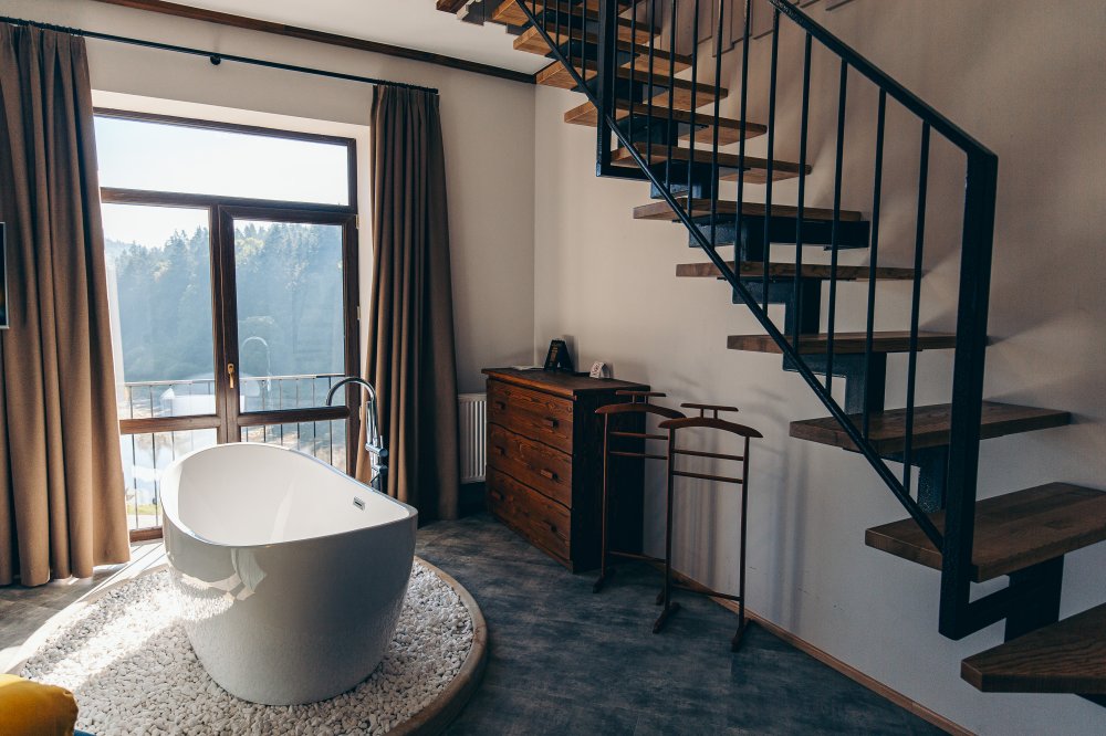 Номер Люкс панорамний у СПА корпусі