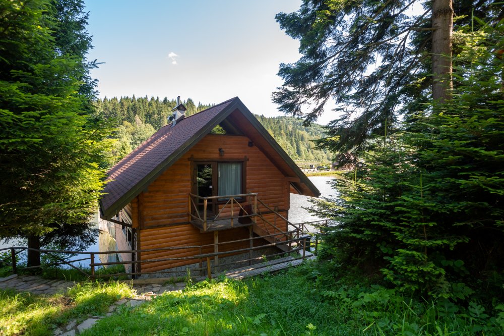 Котедж 4+2 над Озером