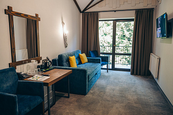 Номер Люкс у СПА корпусі в Карпатах / Осоння Карпати Номер Люкс у СПА корпусі