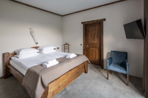 Номер Преміум у СПА корпусі в Карпатах / Осоння Карпати Номер Преміум у СПА корпусі