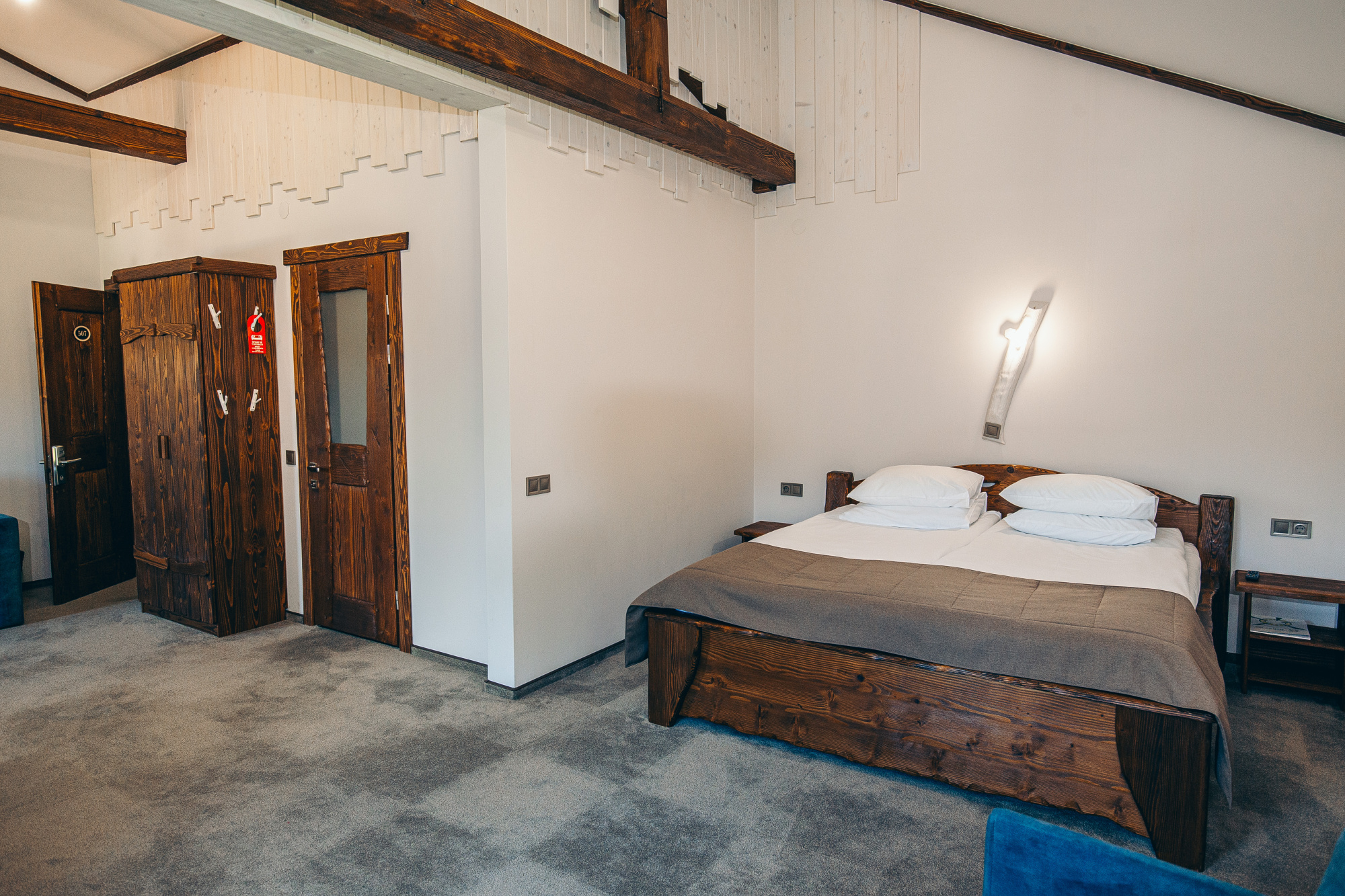 Номер Преміум у СПА корпусі в Карпатах / Осоння Карпати Номер Преміум у СПА корпусі